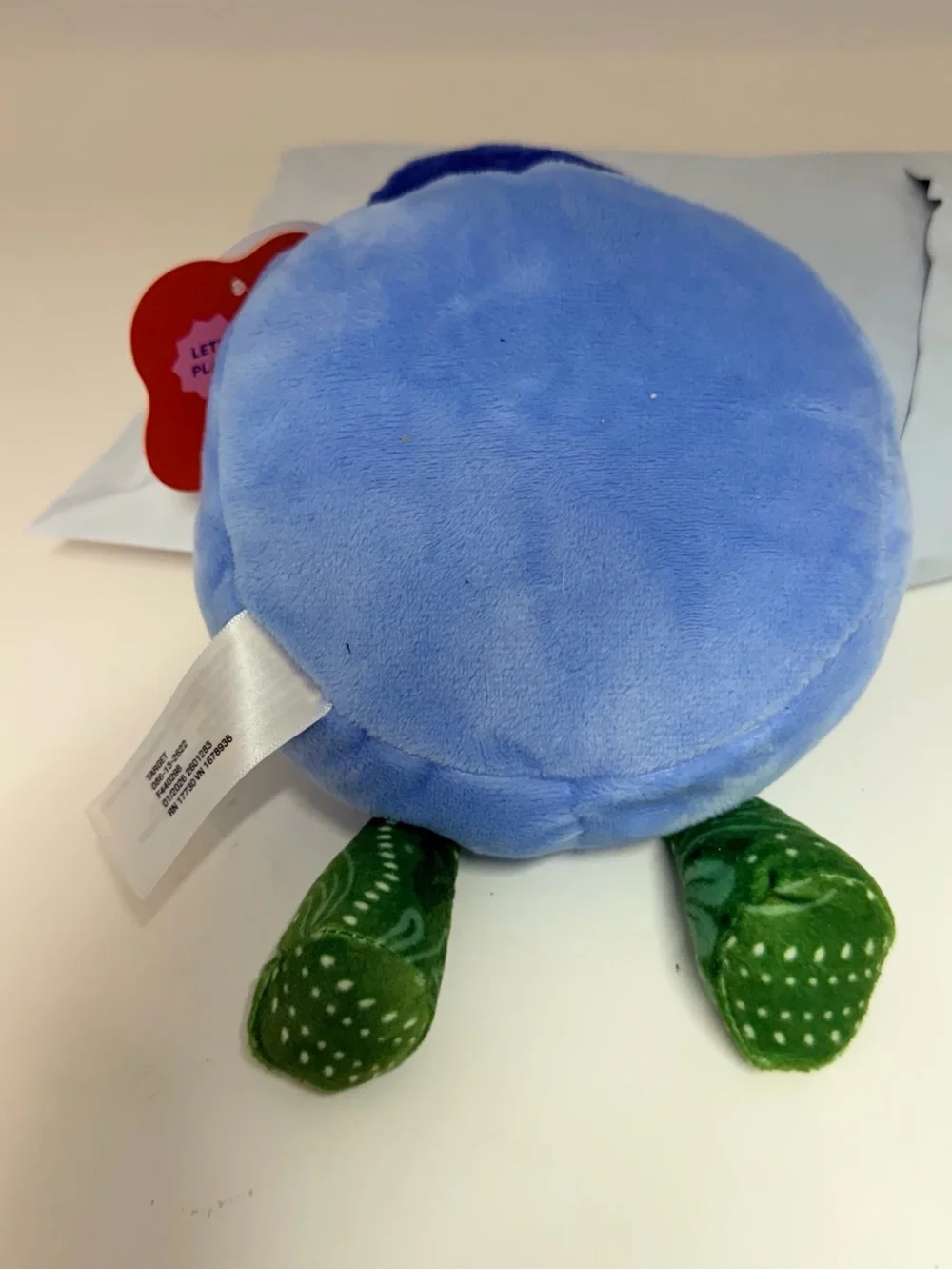 Giggle scape soft blue